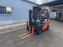 TOYOTA Forklifts 02-8FG20 2015
