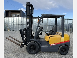 TCM フォークリフト FGE25C4 2010年