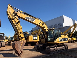 CATERPILLAR Excavators 320D 2009