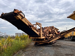 KOMATSU Wood chippers/Crushers BM883F 2006