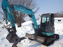 北越工業 ミニ油圧ショベル(ミニユンボ) AX50U-4 2004年