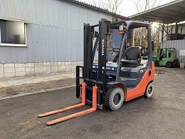 TOYOTA Forklifts 02-8FGL15 2017