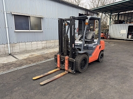 TOYOTA Forklifts 8FG30 2012