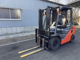 トヨタ フォークリフト 02-8FG20 2011年