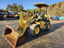 KOMATSU Wheel loaders WA40-8 2016