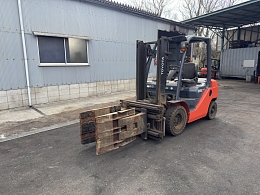 TOYOTA Forklifts 02-8FD25 2018
