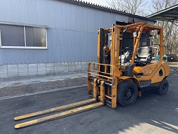 コマツ フォークリフト FD25T-17 2014年