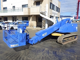 AICHI Aerial work Platforms (self-propelled) SR12B 2007