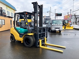 KOMATSU Forklifts FD25T-16 2008
