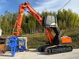 日立建機 油圧ショベル(ユンボ) ZX240LCMH-5B 2019年