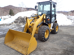 キャタピラー 902C2 2015年