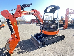 日立建機 ミニ油圧ショベル(ミニユンボ) ZX30UR-3 2014年