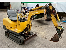 ヤンマー ミニ油圧ショベル(ミニユンボ) B05 -