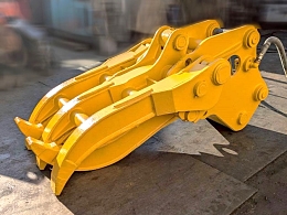 IIDA Attachments(Construction) Hydraulic fork -