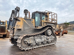 CATERPILLAR Bulldozers D8T 2013