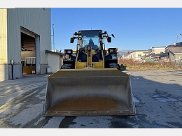 KOMATSU Wheel loaders WA320-8 2021