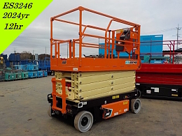 JLG 自走式高所作業車 ES3246 2024年