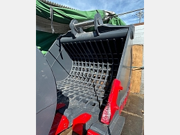 KOBELCO Attachments(Construction) Skeleton bucket -