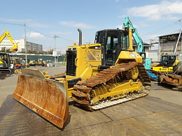 キャタピラー ブルドーザー D6N LGP 2014年