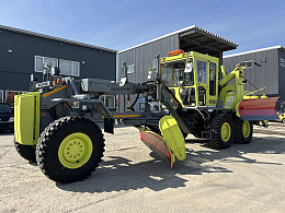 MITSUBISHI HEAVY INDUSTRIES Graders SR320E 2003