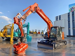 HITACHI Excavators ZX135US-6 2018