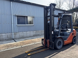 TOYOTA Forklifts 8FG25 2006