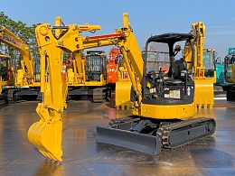 KOMATSU Mini excavators PC38UU-6 2017