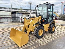 キャタピラー タイヤショベル(ホイールローダー) 901C2 2016年