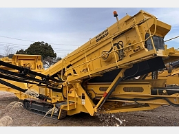 KOMATSU Wood chippers/Crushers BM683F 2005