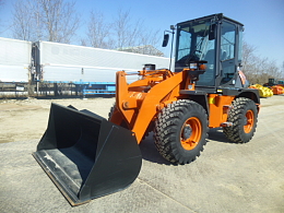 日立建機 ZW80 2024年