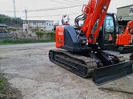 日立建機 油圧ショベル(ユンボ) ZX135USOS-5B 2015年