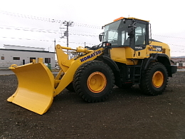 KOMATSU Wheel loaders WA270-8 2022