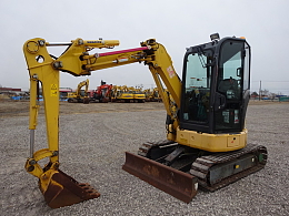 コマツ ミニ油圧ショベル(ミニユンボ) PC38UU-6N0 2018年