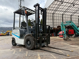 ユニキャリア フォークリフト FHD30T5 2019年