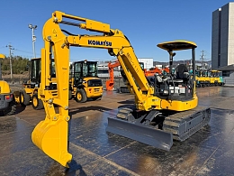 コマツ ミニ油圧ショベル(ミニユンボ) PC45MR-5 2018年