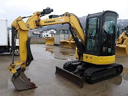 ヤンマー ミニ油圧ショベル(ミニユンボ) B30U ｷｬﾋﾞﾝ仕様 2016年