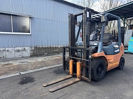 TOYOTA Forklifts 7FGL20 1999
