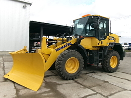 コマツ タイヤショベル(ホイールローダー) WA200-8 2023年