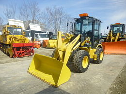 KOMATSU Wheel loaders WA40-8 2020