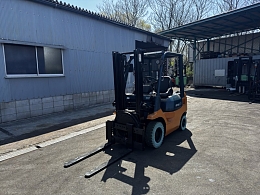 TOYOTA Forklifts 7FGL15 2005