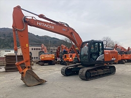 HITACHI Excavators ZX200-6 2020