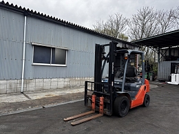 TOYOTA Forklifts 8FG20 2013