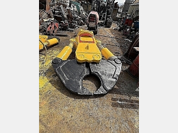 SAKATO Attachments(Construction) Crusher -