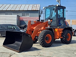日立建機 タイヤショベル(ホイールローダー) ZW80-5B 2022年