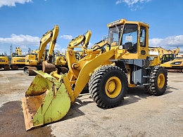 FURUKAWA CO., LTD Wheel loaders FL200-1 1993
