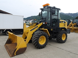 KOMATSU Wheel loaders WA80-8 2019