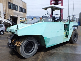 日立建機 ローラー CP220-3 2013年