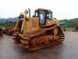 キャタピラー ブルドーザー D6R 1999年