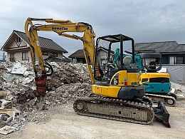 コマツ PC35MR-3 2011年