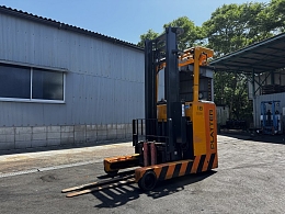 ニチユ フォークリフト FBRM18-80B-400SF 2018年